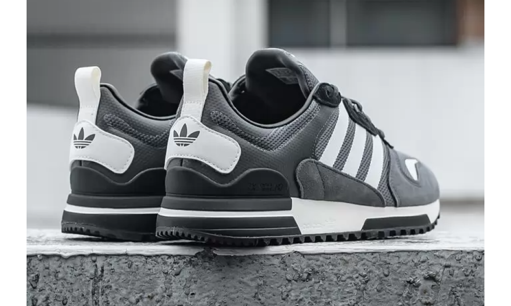 Adidas zx 700 grey hotsell